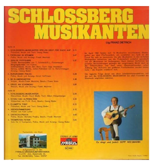 Schlossberg Musikanten spielen auf